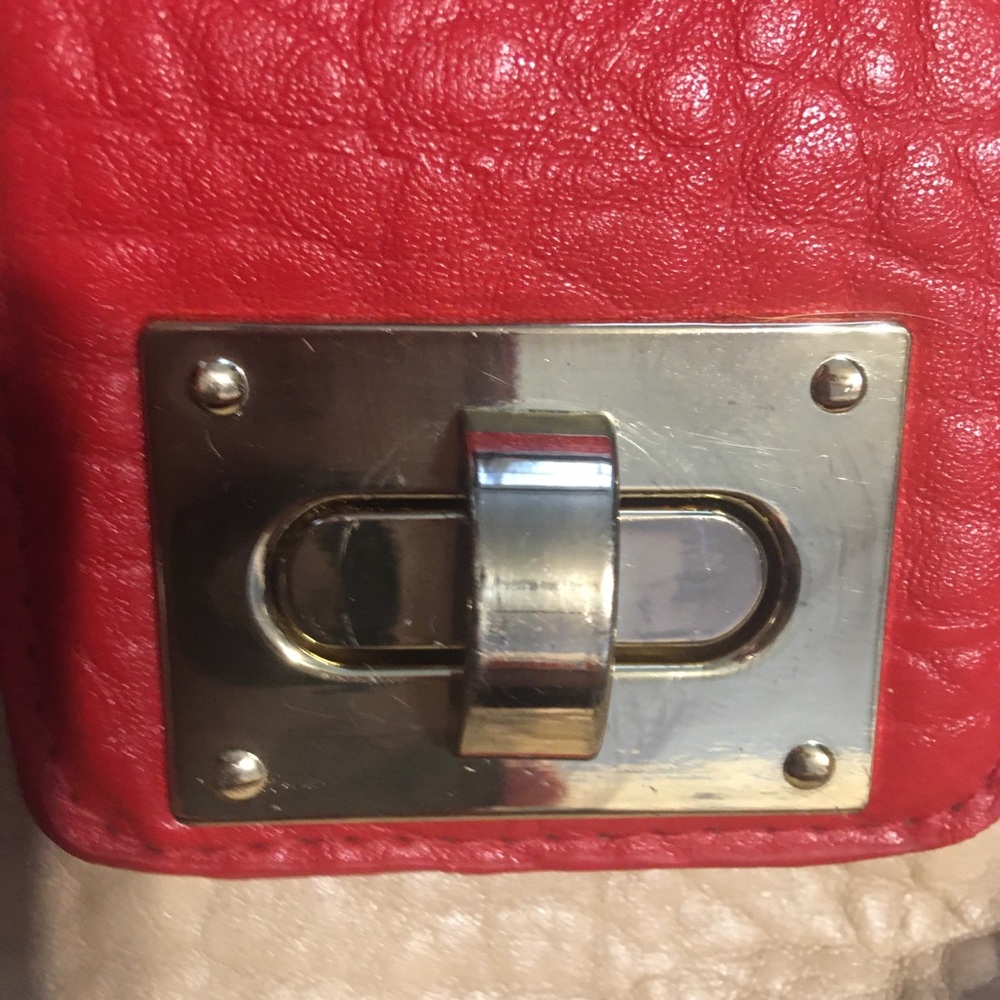 Vintage Steve Madden purse - Picture 3 of 13